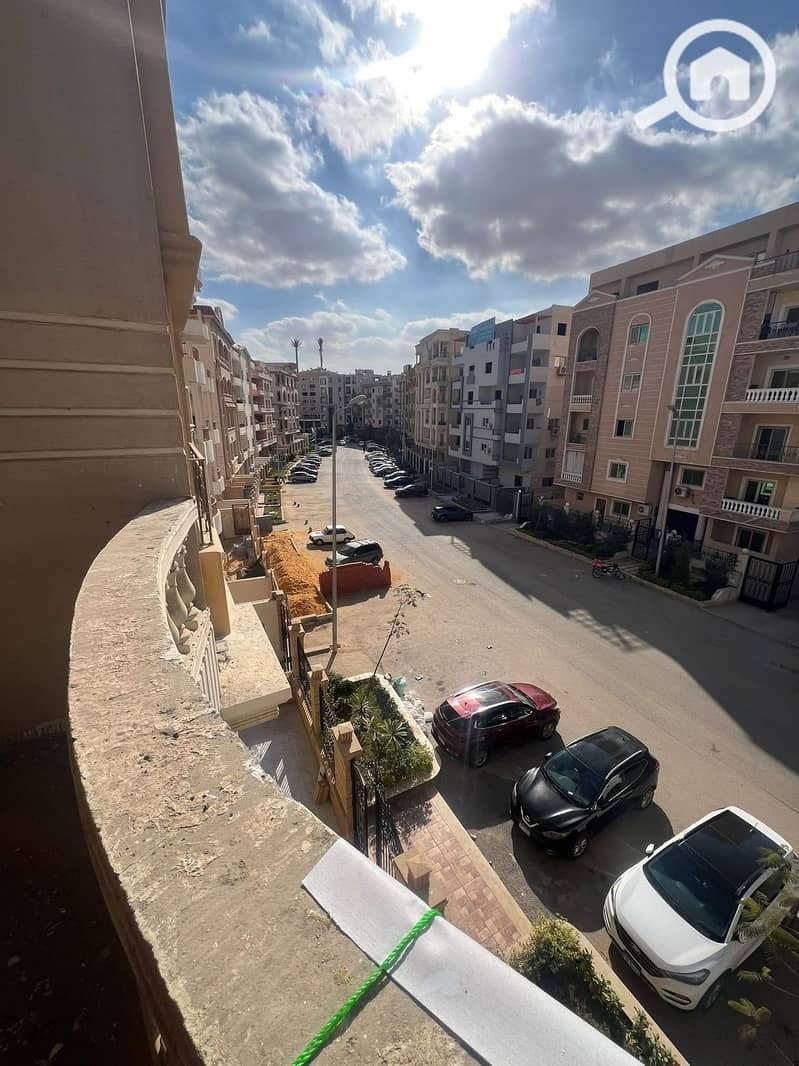 8 9e3219de-975e-4da5-a85c-813d6fcf54cb. jpeg