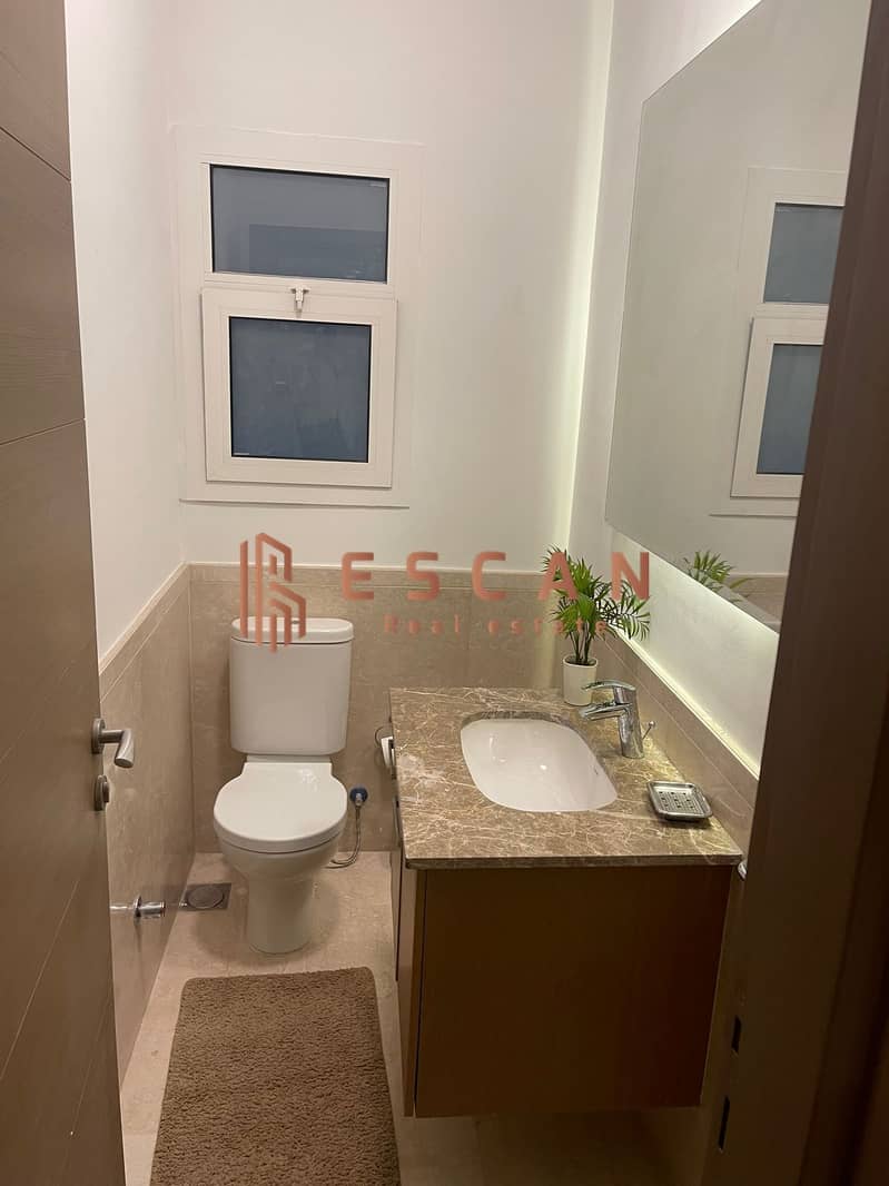 5 fa5363ab-f732-4368-b5e0-51db5d44e36d. jpg