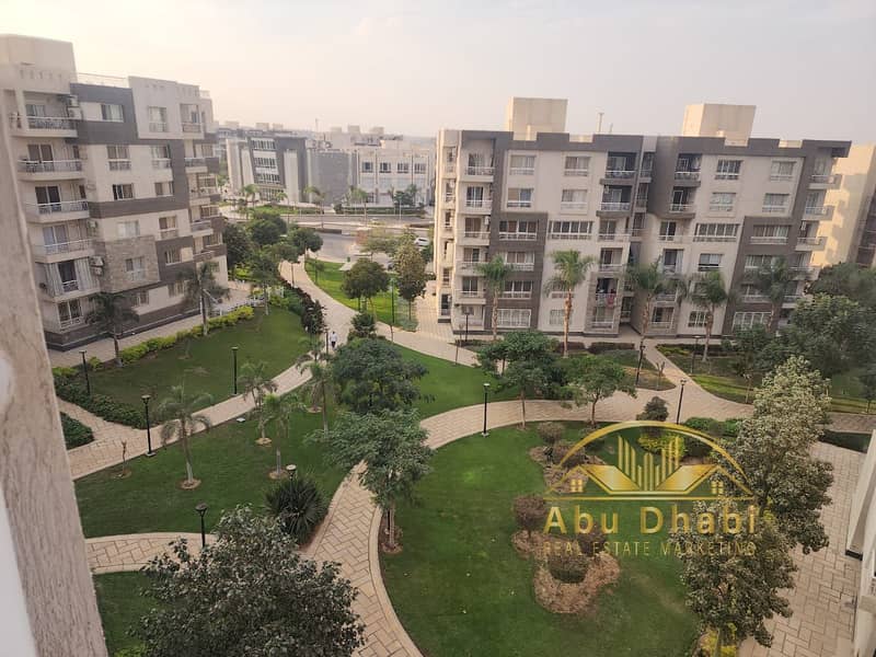 2 a963d2a0-f547-43fb-a8fe-34f1cc13b052. jpg