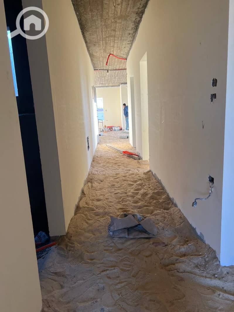 2 8eb6d69c-2db8-4b91-bece-7b1cdc9198cc. jpeg