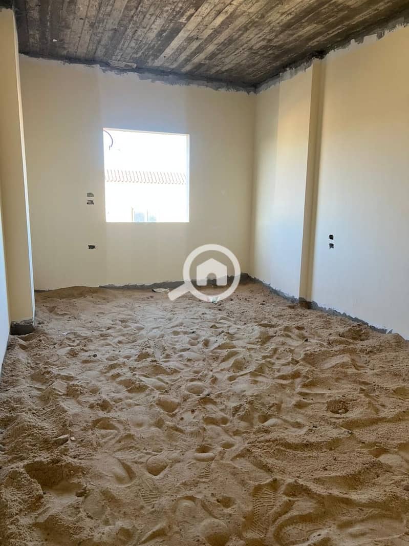 3 bc7b251a-ab8f-49fe-af8f-fd19dd1ff0a8. jpeg