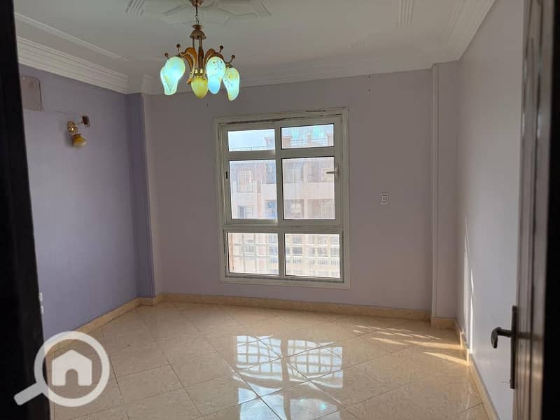 4 14a68b08-646e-493f-9d72-7602821931ad. jpg