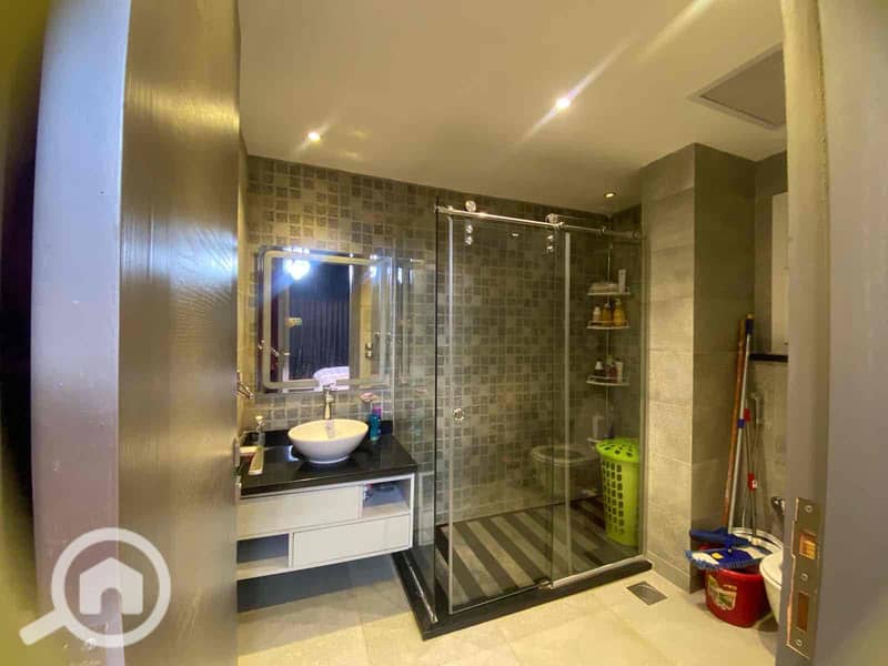 12 de913d35-5f71-4f15-b212-7123acaaaef8. jpg