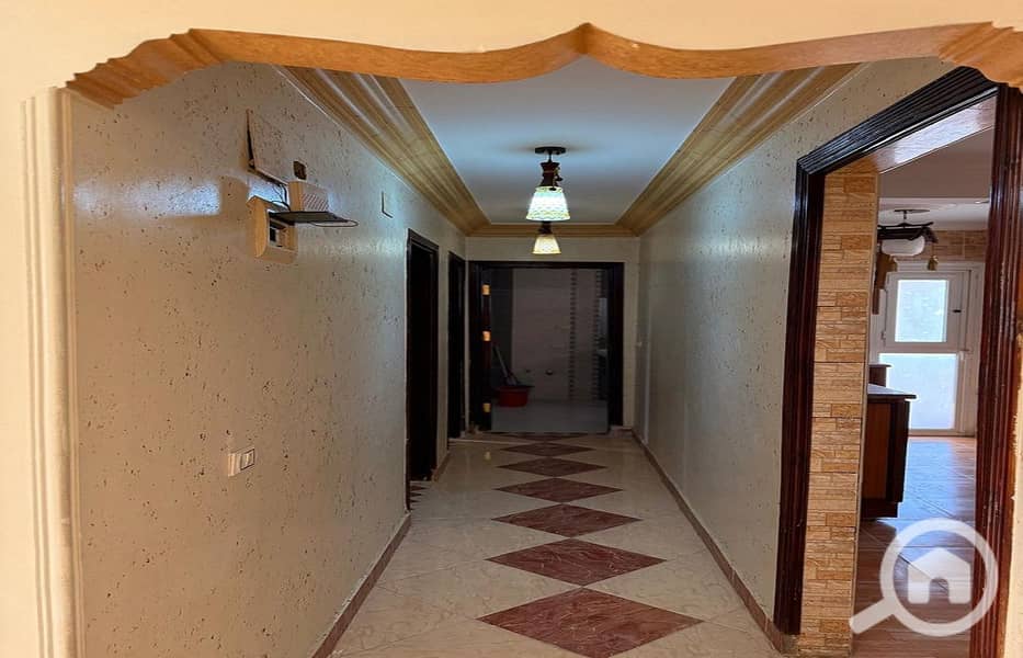 5 85fc0dc1-8a20-497c-975b-e830473ddbe2. jpg