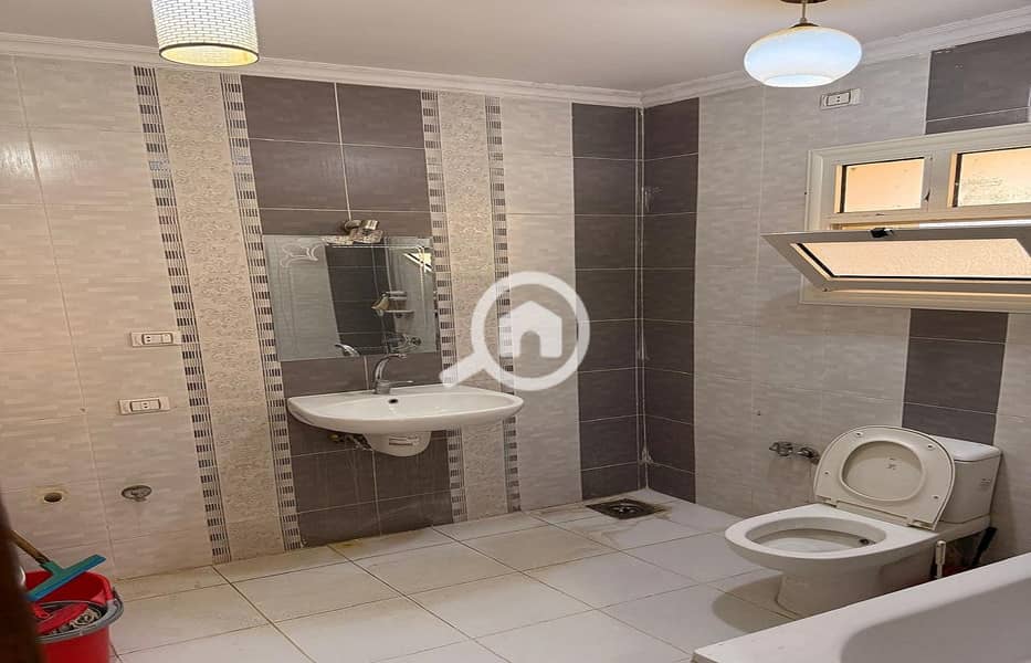 6 270d7069-f577-440d-b2e7-516ae6178467. jpg