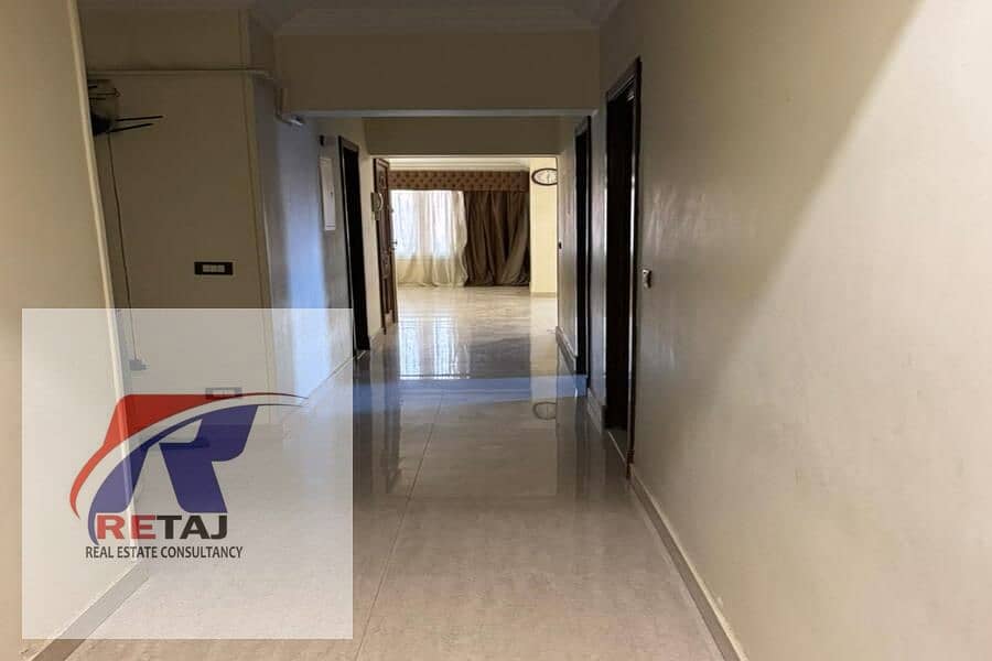 4 df046e2d-e116-4b9d-b923-92151c9748a0. jpg