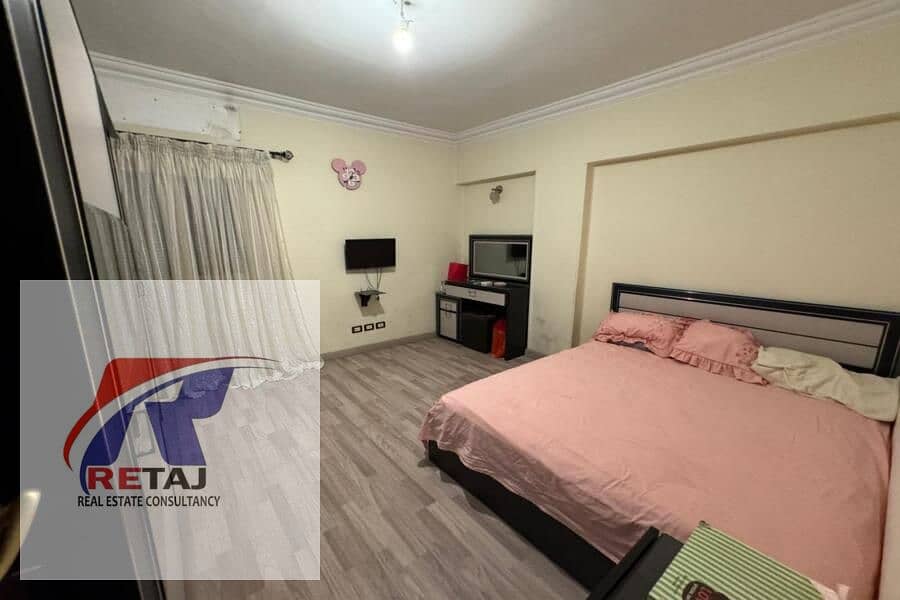 6 ef894667-5c9b-48f7-b65b-0462df5e167b. jpg