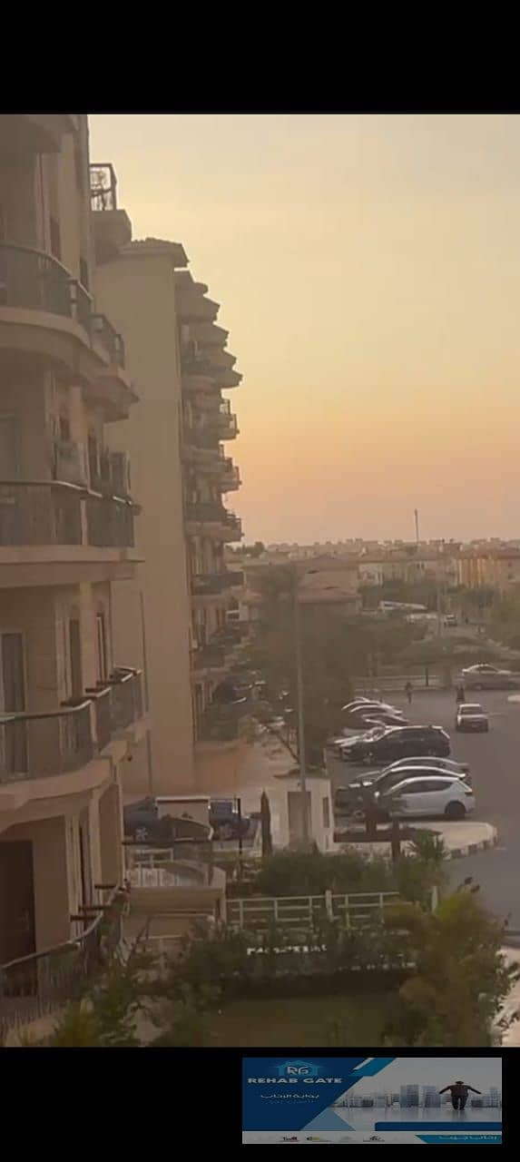 2 4b03105c-1f59-4b6e-a26a-ae45fba26371. jpg