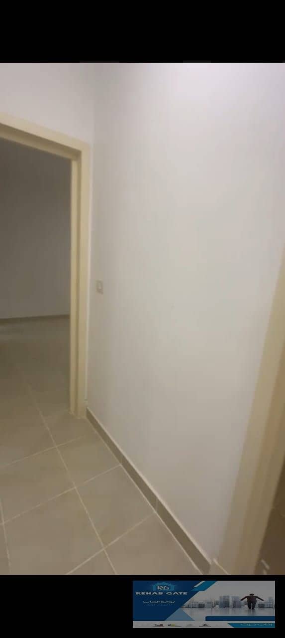 3 43a9fed2-0c96-45e1-987d-cb2274eb03ed. jpg