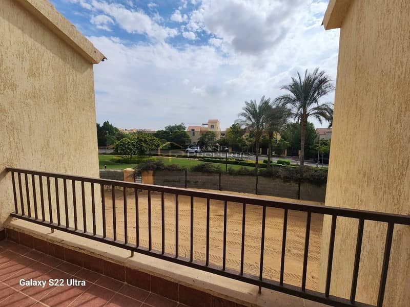 13 643f382e-2bdb-4aa5-91c3-77bfc4e14a09. jpg