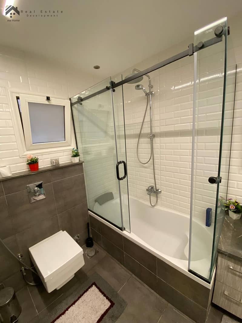 12 WhatsApp Image 2025-12-31 at يي6677. jpeg