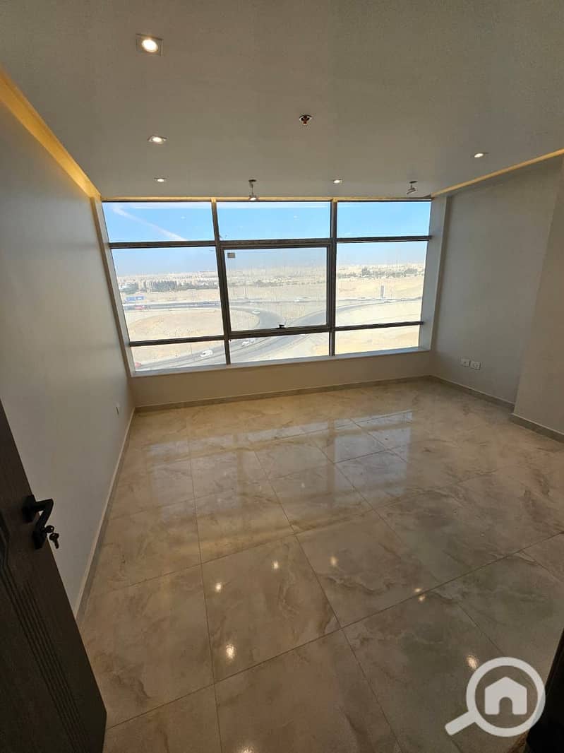 5 WhatsApp Image 2025-12-25 at 11.10. 08 PM. jpeg