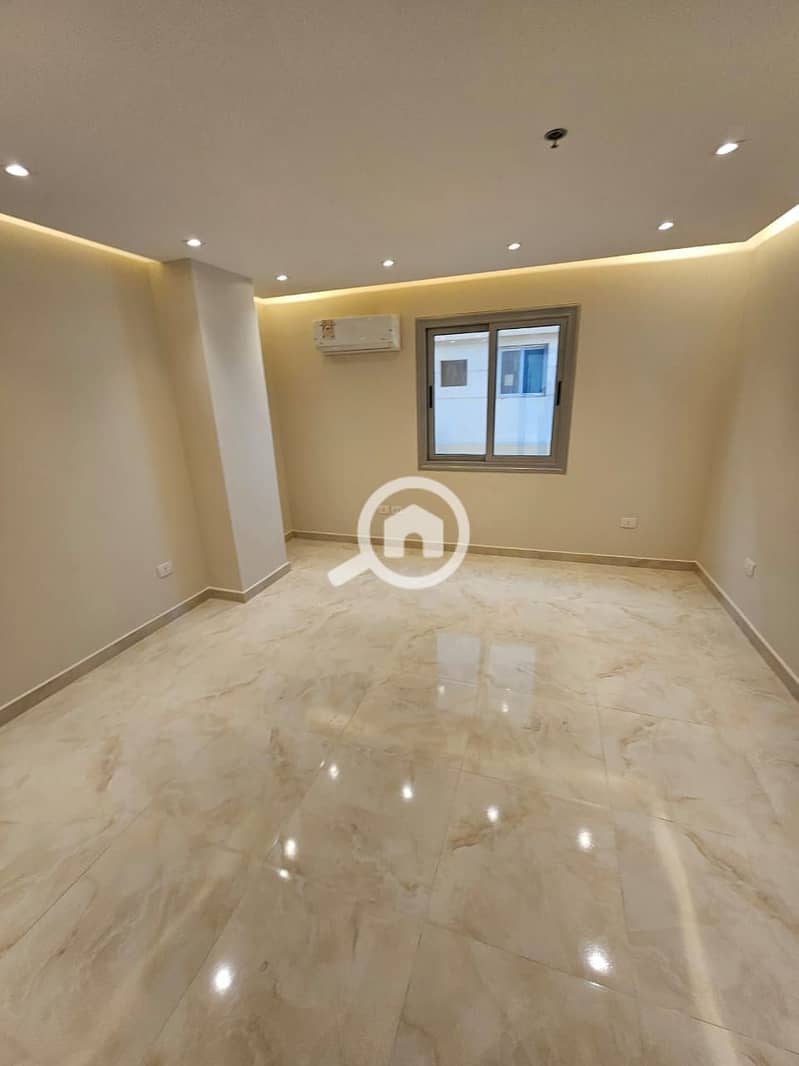 6 WhatsApp Image 2025-12-25 at 11.10. 07 PM. jpeg