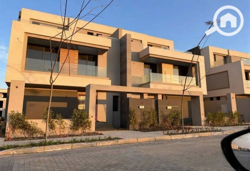 10 f7a68f4d-5033-42a8-9249-470faeea255d. jpg