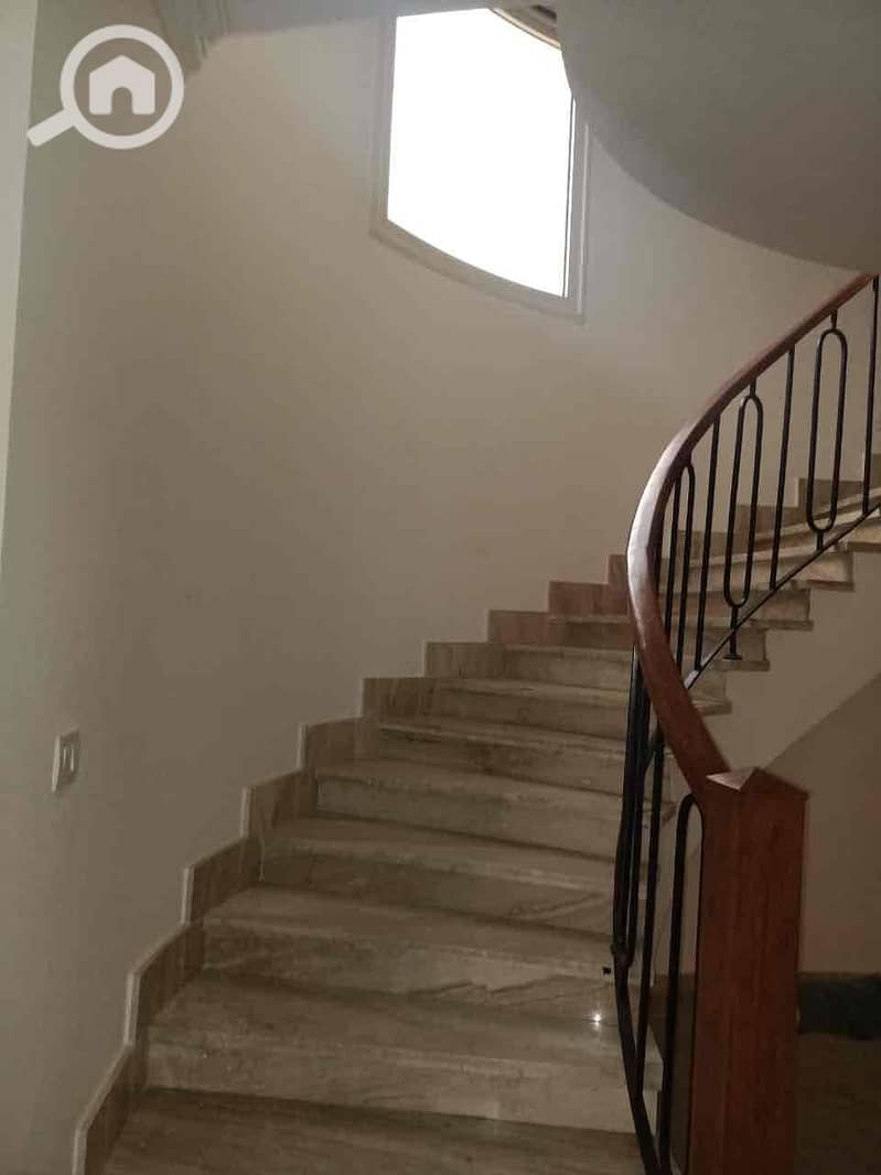 2 548b15fa-1b8f-4ba2-9cd6-febc228da523. jpg