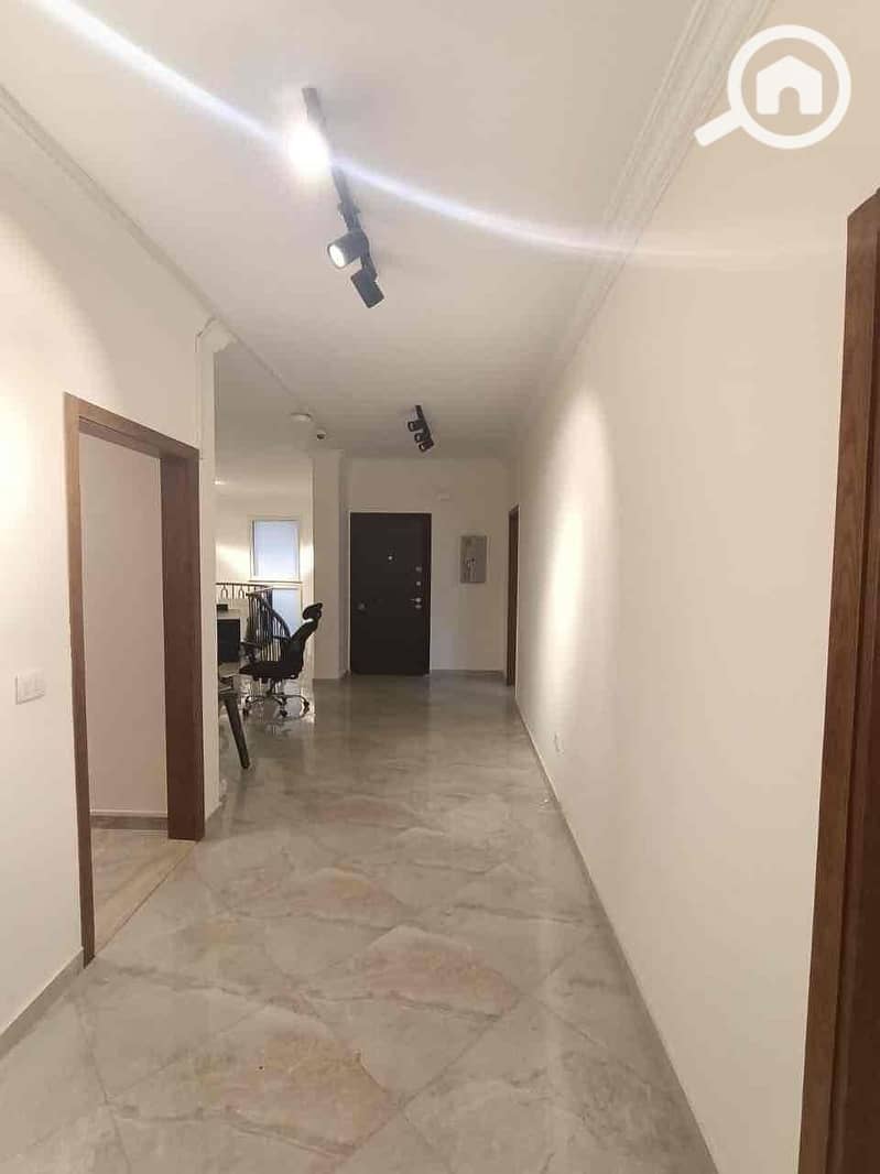 6 d45d5a02-26ed-4be9-bc22-40879d77dc86. jpg