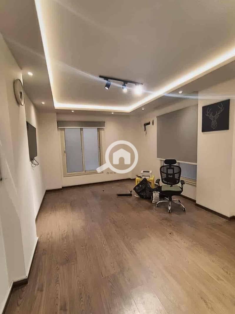 10 0df50d4d-594e-4f3a-a4f8-cd807bb9205a. jpg