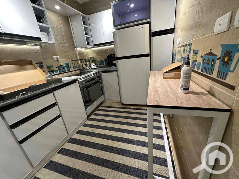 16 04e21741-18c4-4ca0-b49f-c1c132141647. jpg