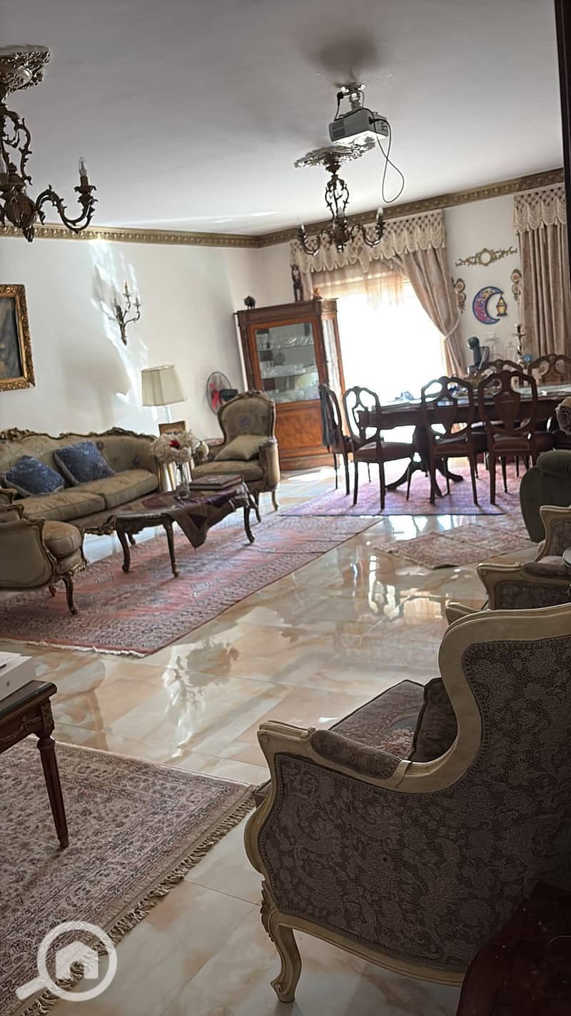 3 bbbde04a-99ee-43dc-8f5d-f89d4a52e303. jpeg