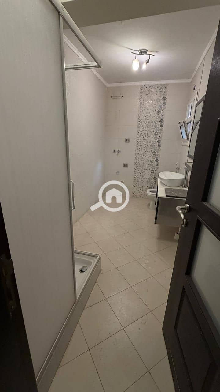 9 cfbbdd73-f99f-4701-ad04-f3569bde0f19. jpeg