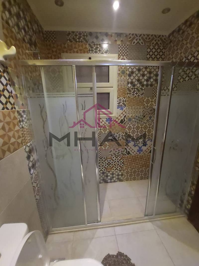 9 photo_5960686700545641431_y. jpg