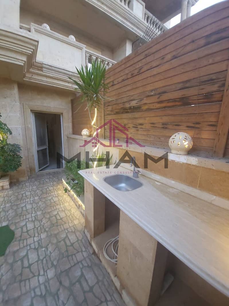 17 photo_5960686700545641439_y. jpg