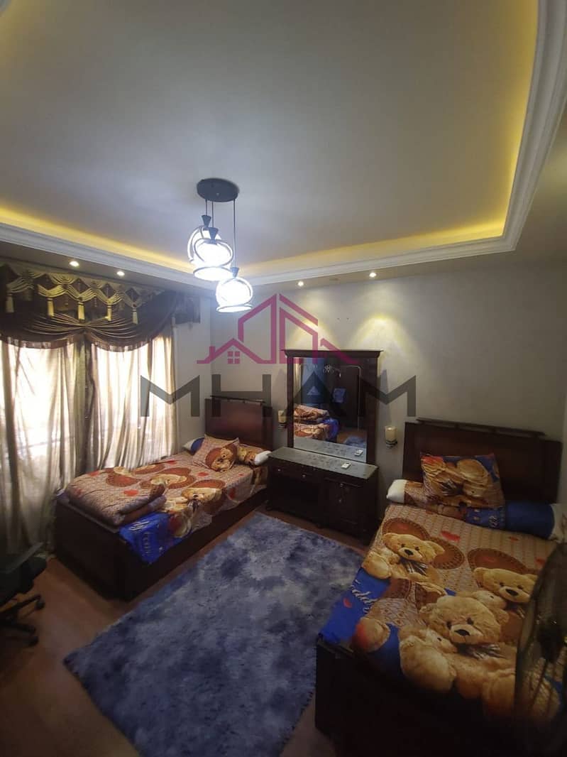 24 photo_5960686700545641446_y. jpg