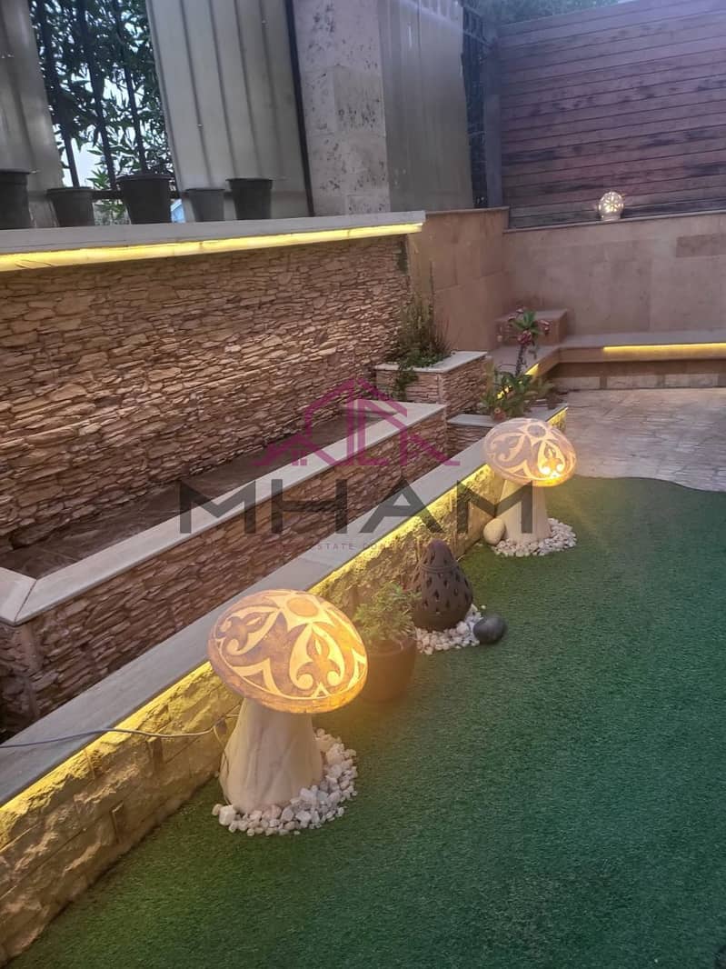 25 photo_5960686700545641447_y. jpg