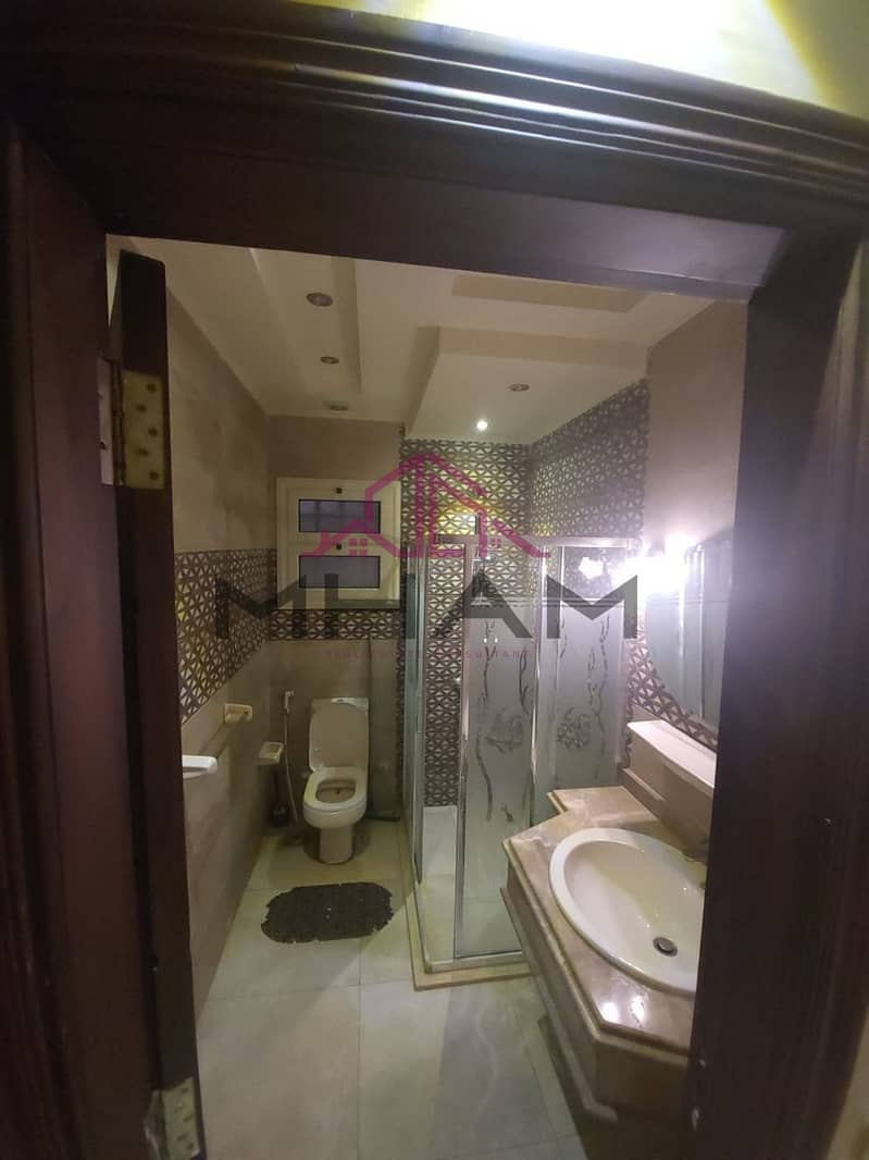 27 photo_5960686700545641449_y. jpg