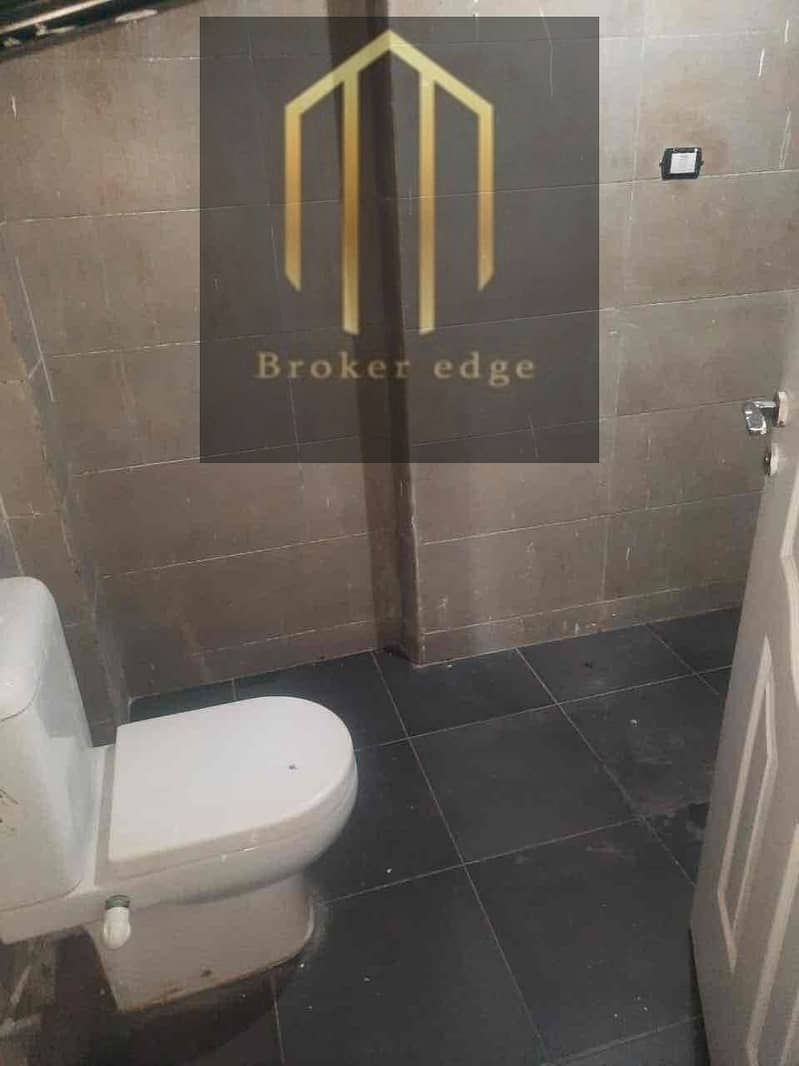 5 5d49002e-de1c-4117-8230-901e0ae716b0. jpg