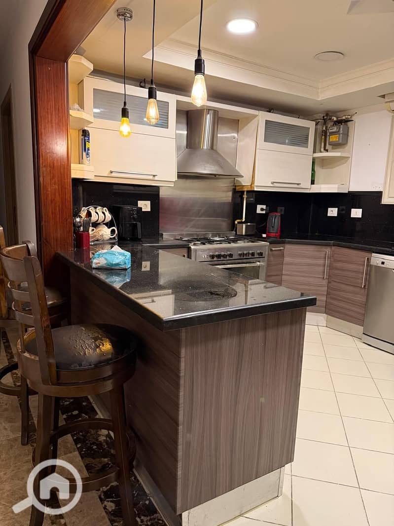 3 746d4033-f762-4c52-a39b-2df1c91c4b9d. jpeg