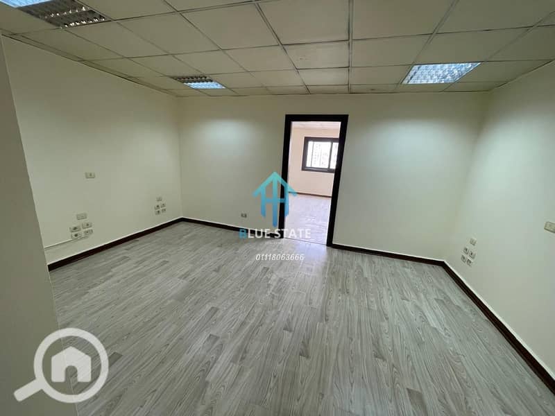 2 01118063666 - 2026-01-03T221259.182. png