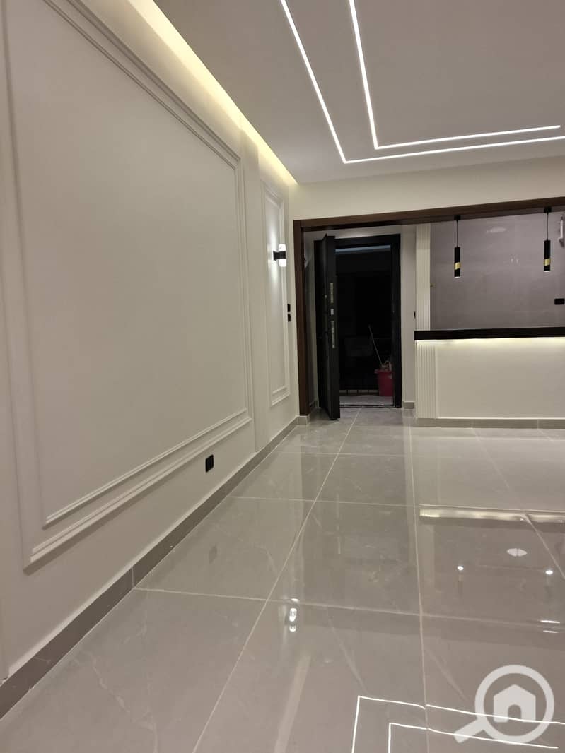 5 4d786ec9-af71-4447-9072-5cce806a275a. jpeg