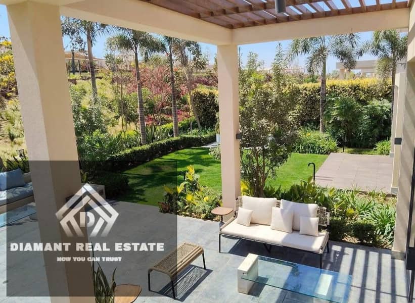 2 b5cc5981-6ca6-4d5a-b488-edd3a5bfd922. jpg