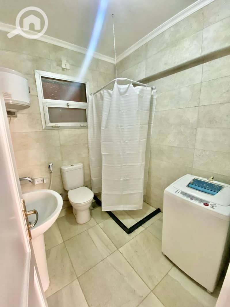 8 c731caf3-ed9b-44a6-b27b-e601bf7c9322. jpeg