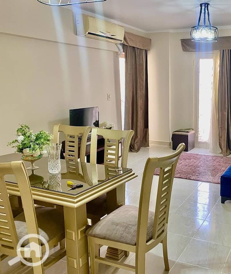 9 ce5286c6-b80d-4f49-984f-4390bf6abbb4. jpeg