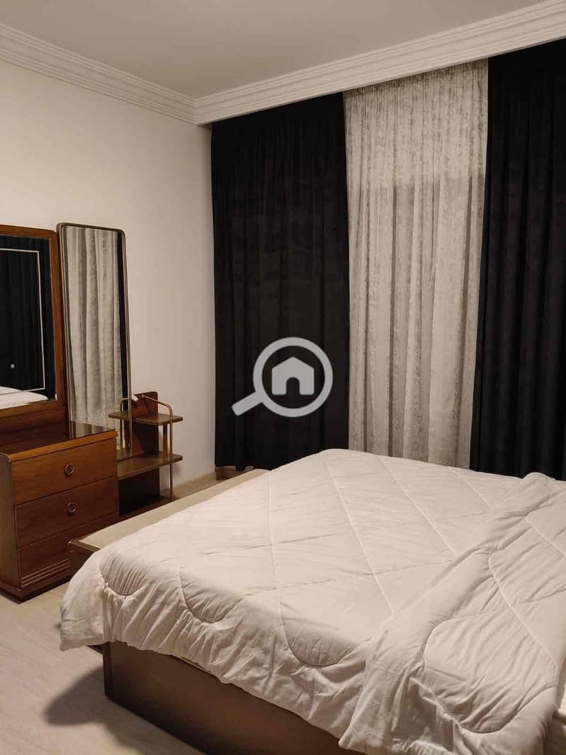 24 e8f4eac1-486e-4d77-9be5-652748fa0136. jpg