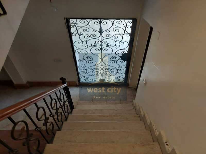 5 60d22a6d-64ad-4dfd-84a8-b48f78ba75d6. jpg