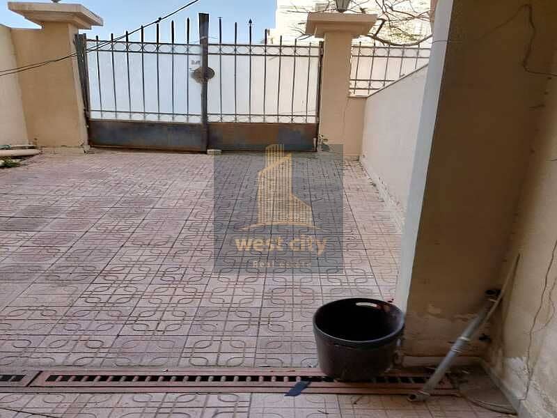 10 c59a48f6-f206-4b23-9ff2-bf547f8a91cd. jpg