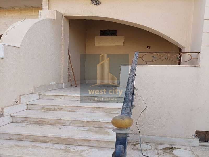 11 db9f9b63-033e-4d8c-820d-072370797a5b. jpg