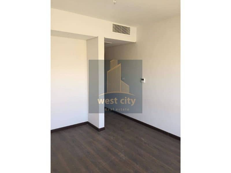 9 4a3cc5a9-3be8-4697-86de-0247cd840563. jpg