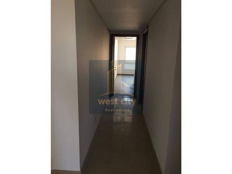 10 5dbce1d8-af35-4afb-8cd8-d72f8ef9f1d5. jpg