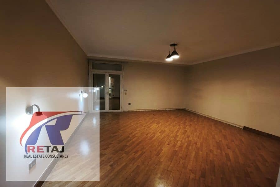 7 e9d6e78e-91d2-4b05-99b4-4615d4efc8d9. jpg