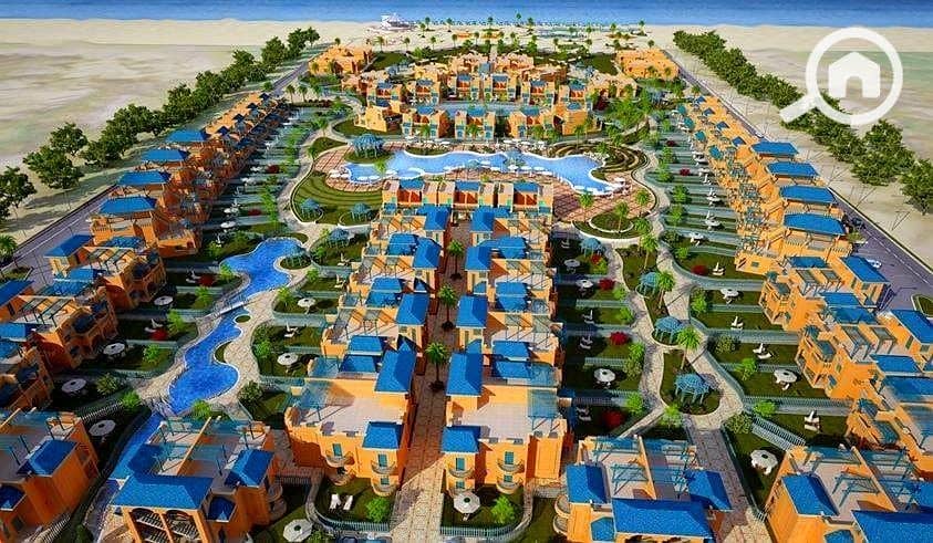 4 رويال-بيتش-الساحل-الشمالn. jpg