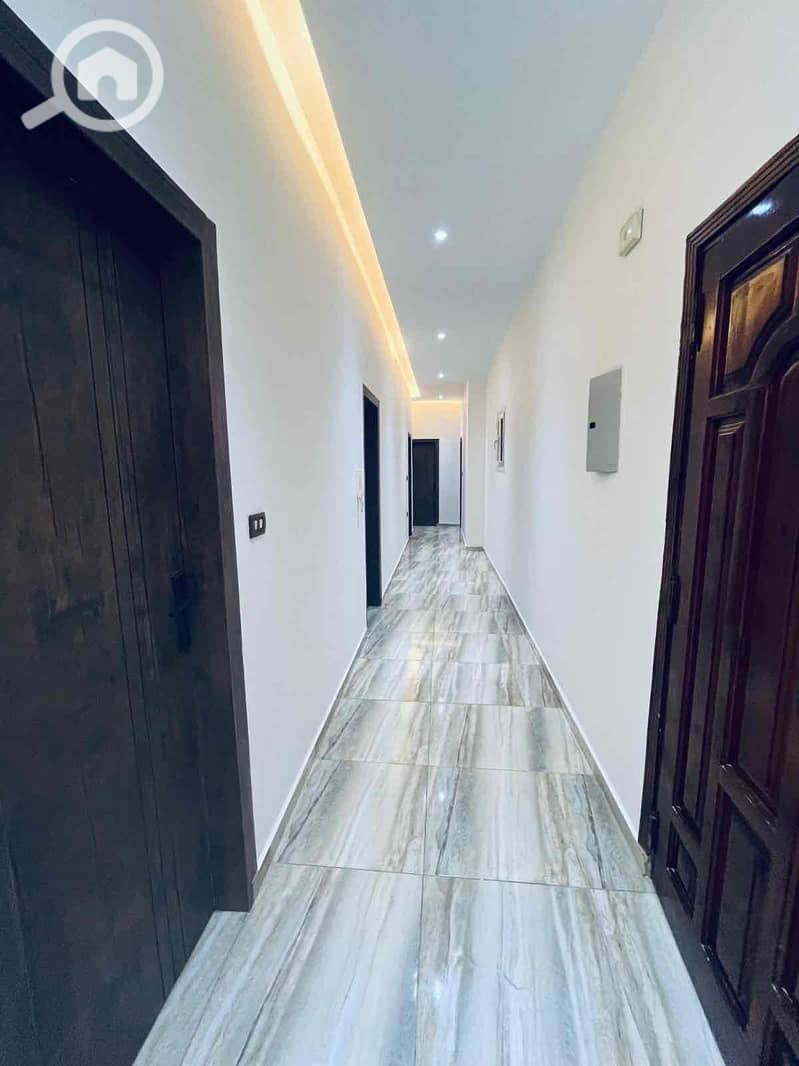 5 1cb988e6-0a58-43e1-810d-85ffad80711a. jpg