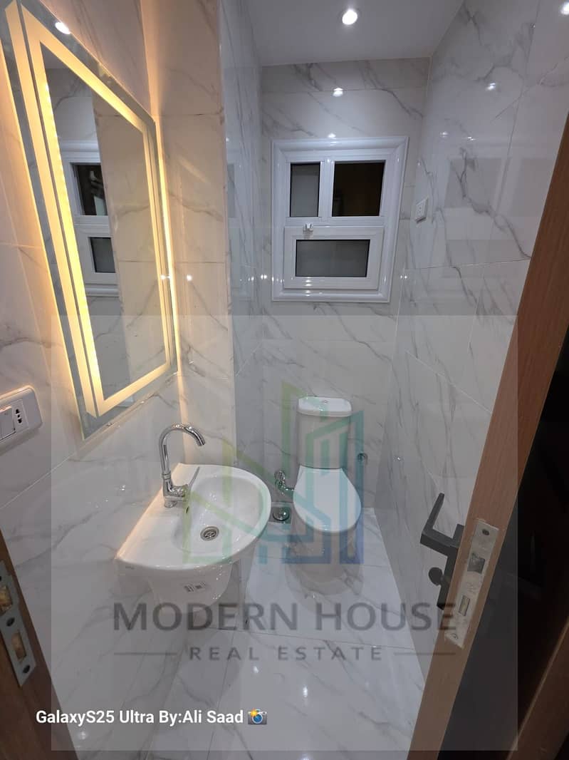 4 WhatsApp Image 2026-01-01 at 5.57. 51 PM (2). jpeg