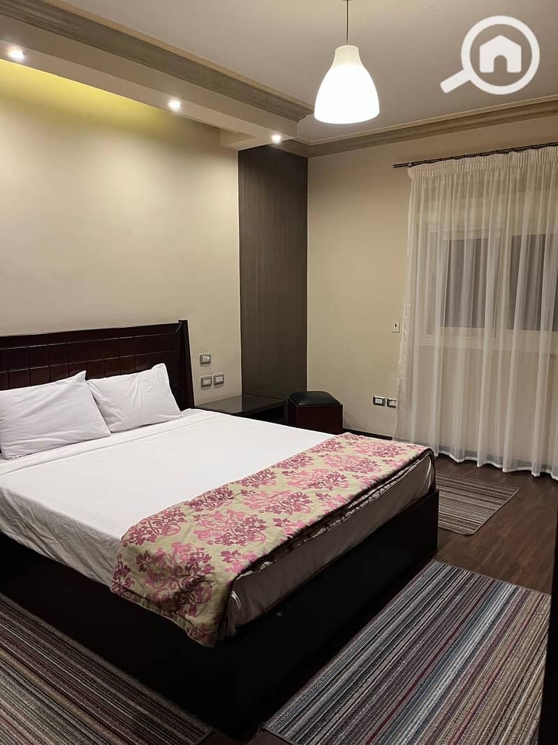 4 43c8faa9-a8df-4eaa-9417-89b22569181a. jpeg