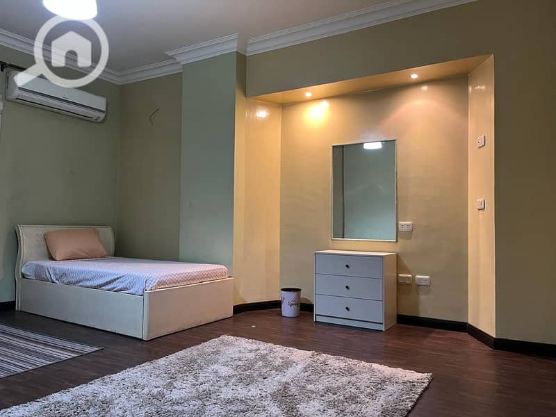 10 2bdead08-edf0-4cec-a0f0-b7aab2ed89f3. jpeg