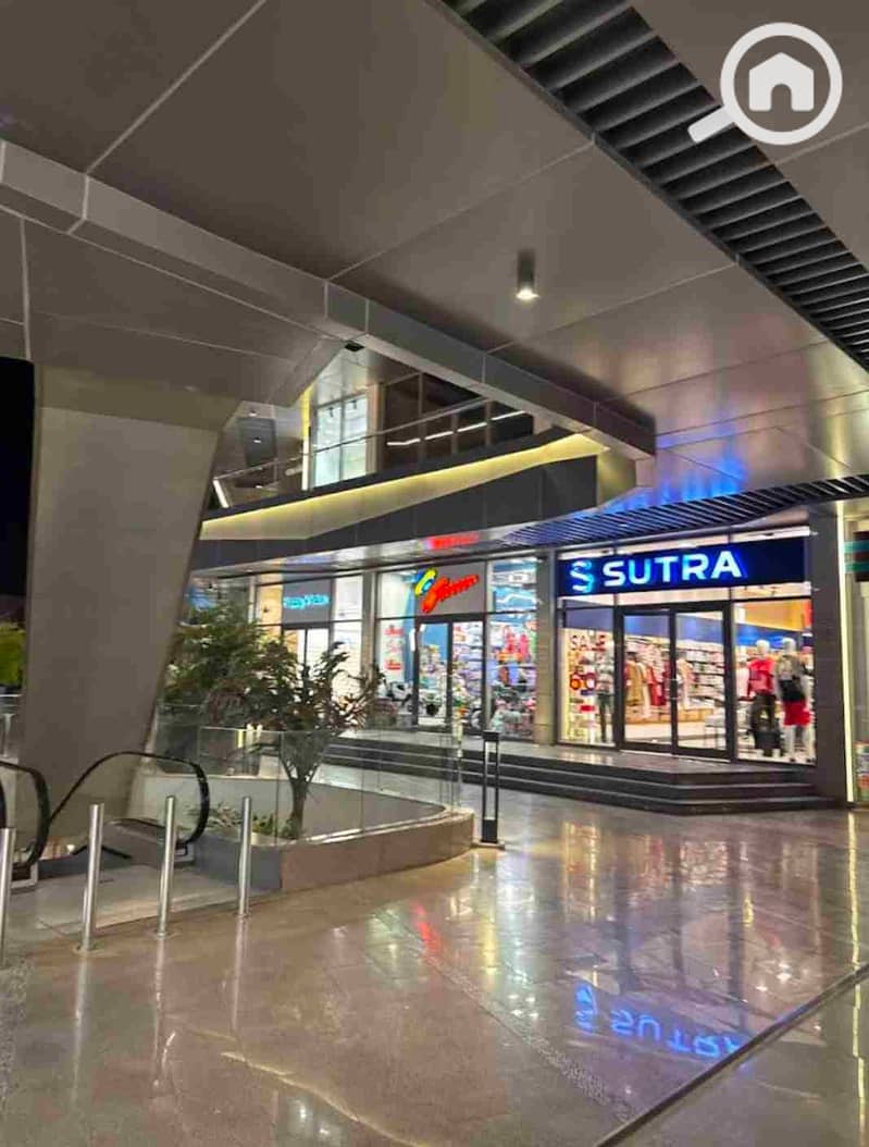 1001052198. jpg 1001052198. jpg