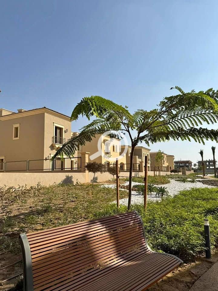 8 595015491_1535552941089830_4745360742624293989_n. jpg